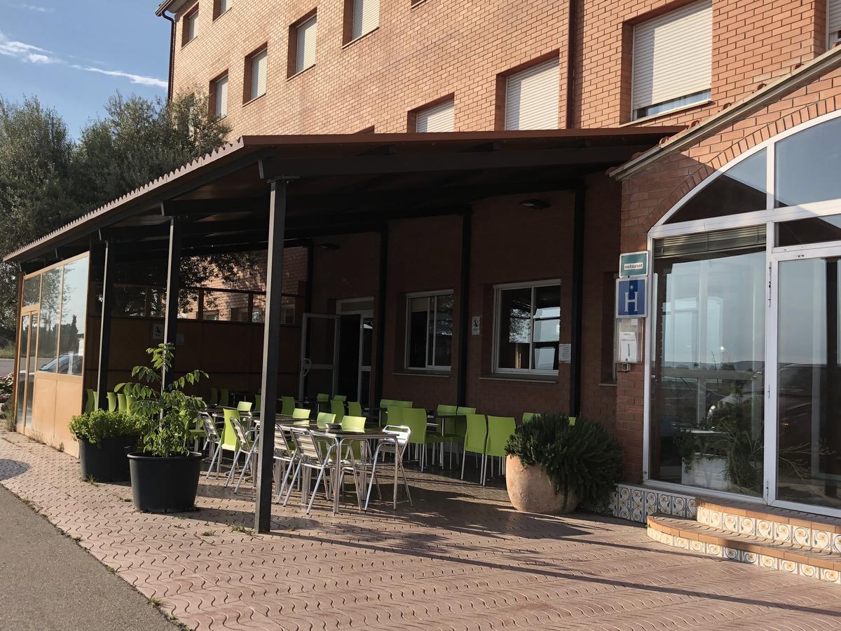 Hotel Restaurant Casa Miquel Alcarraz Exterior foto